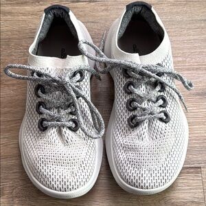 Allbirds Women's Gray Cream Knit Sneakers